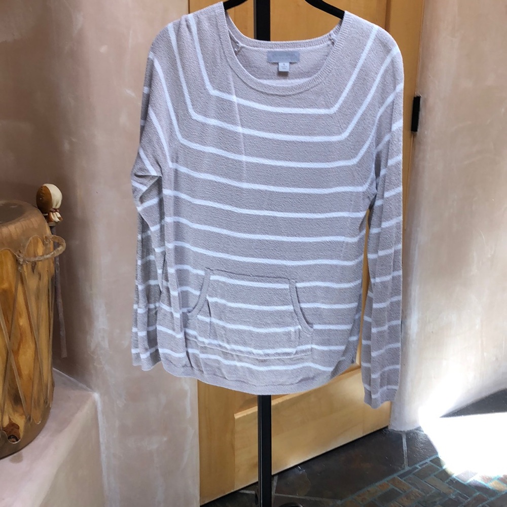 Barefoot Dreams Cozychic Ultralite top